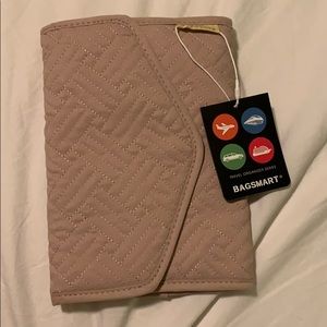 2/$10 Deal Bagsmart Peri Folding Jewelry Roll